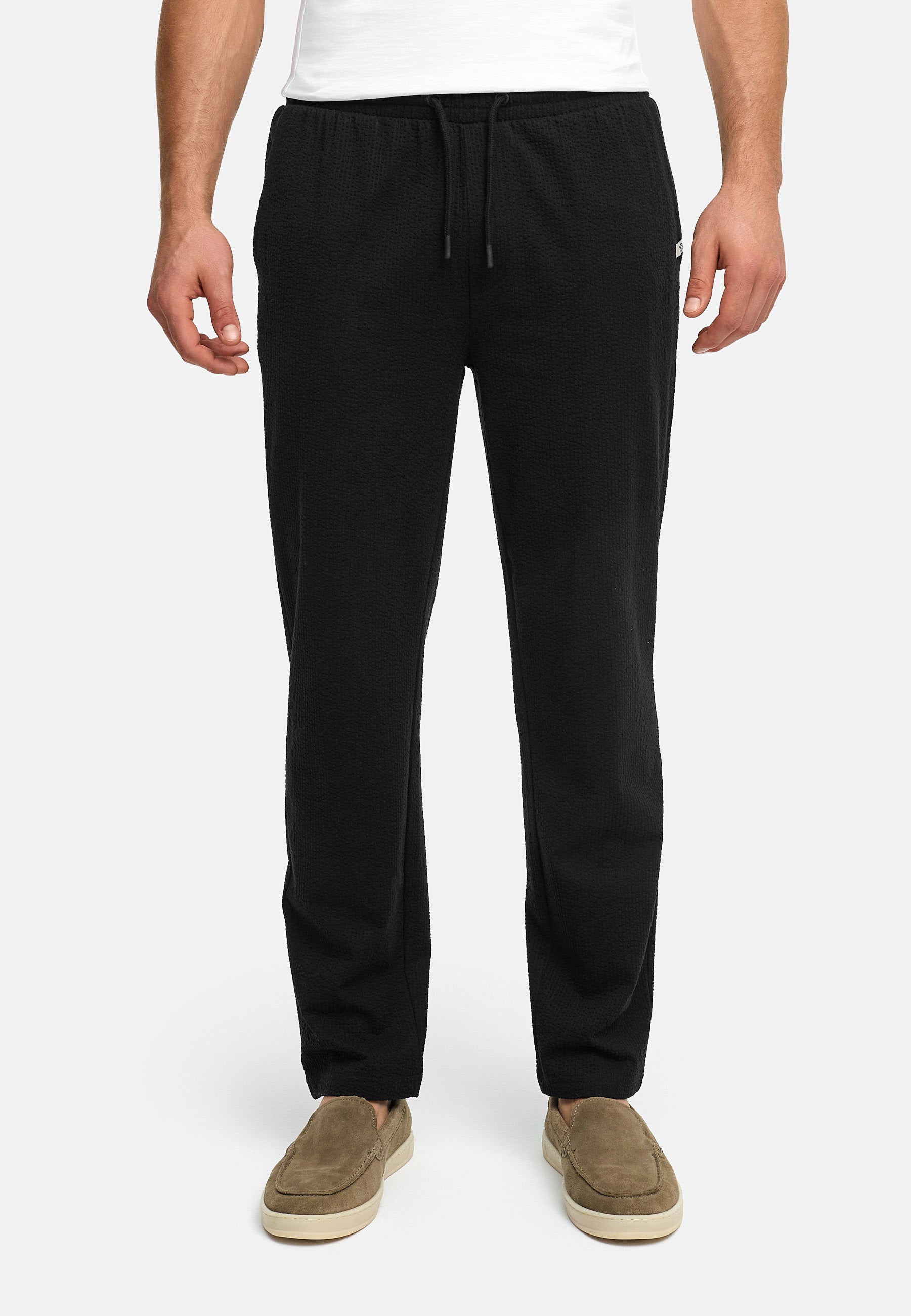 #farbe_jet-black
