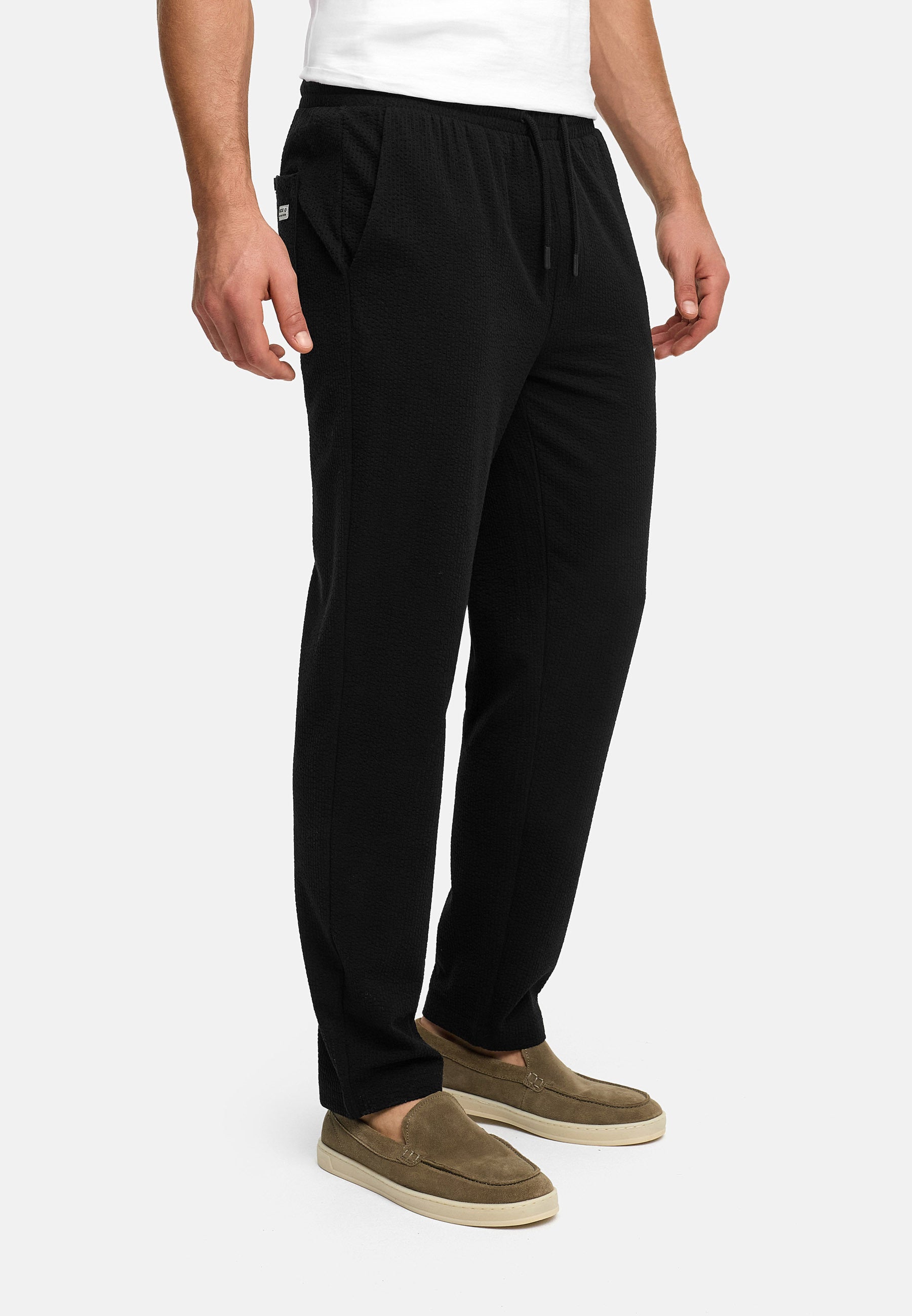#farbe_jet-black