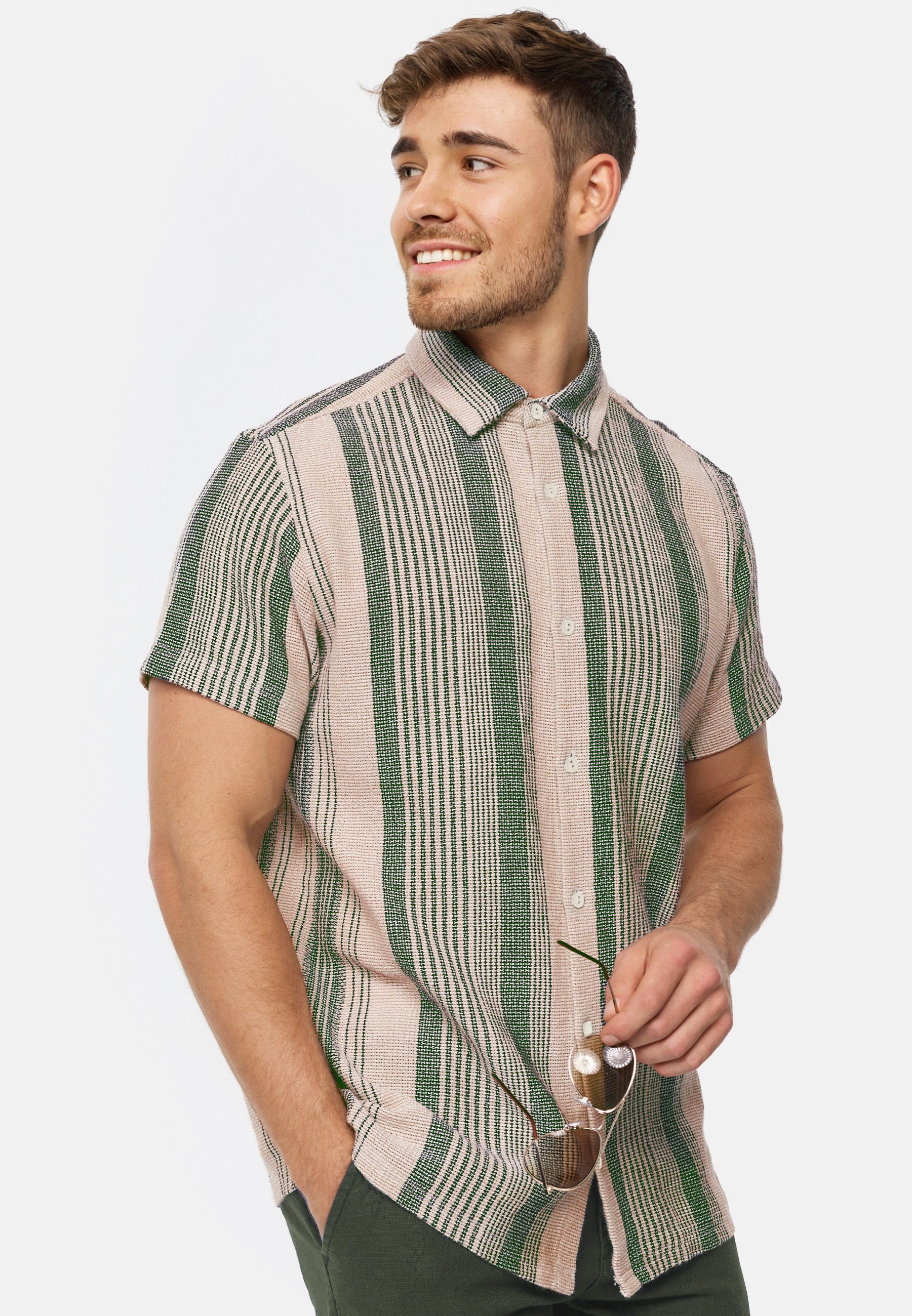 #farbe_army-stripe