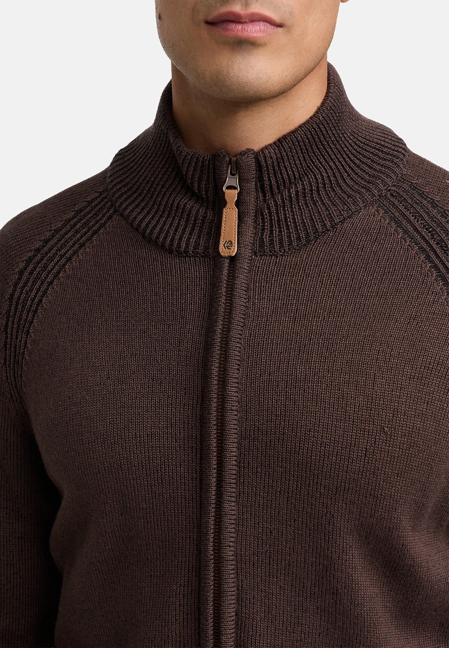 #farbe_dk-brown-mix