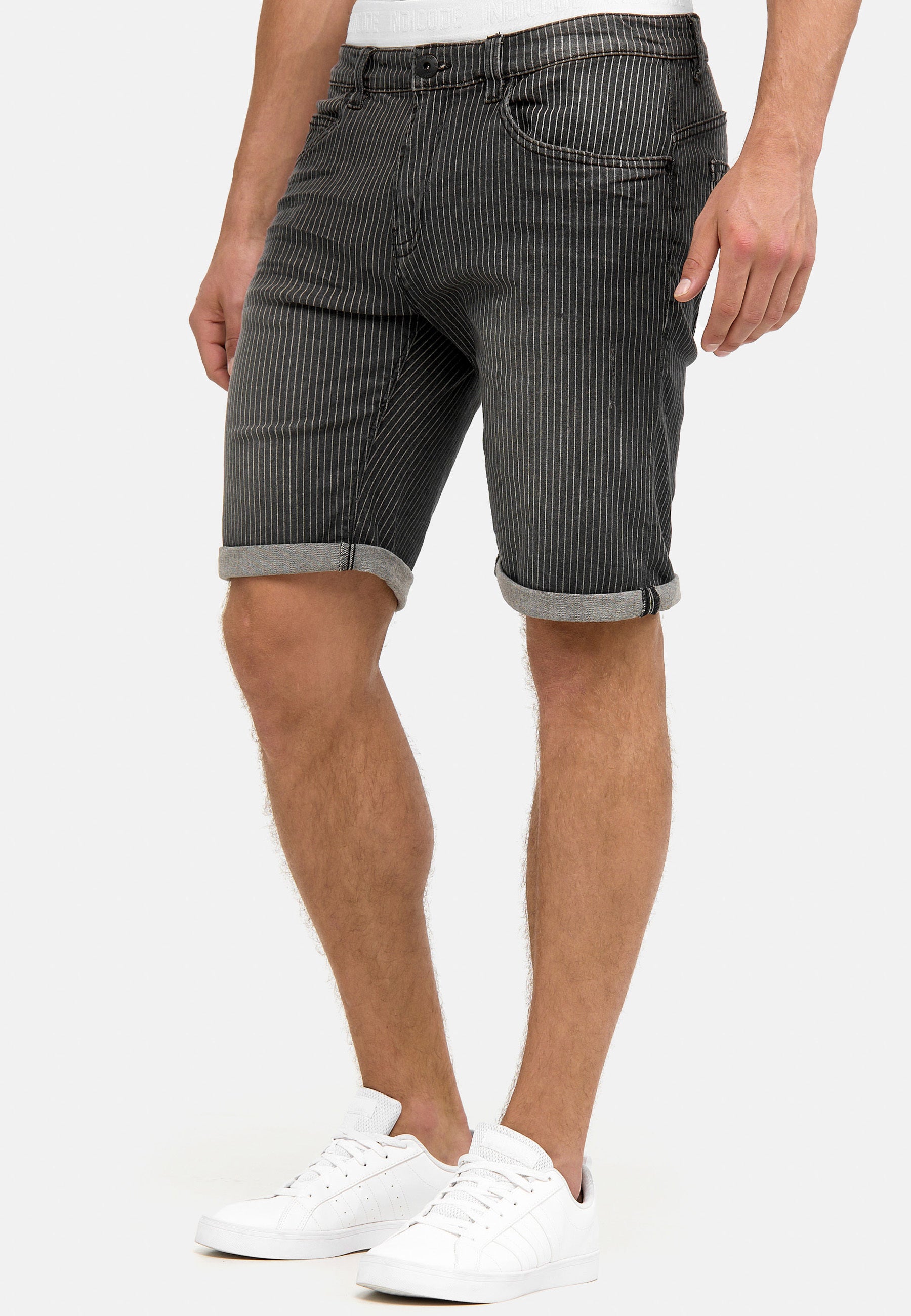Indicode Men's Caden Jeans Shorts with 5 pockets made of 98% cotton