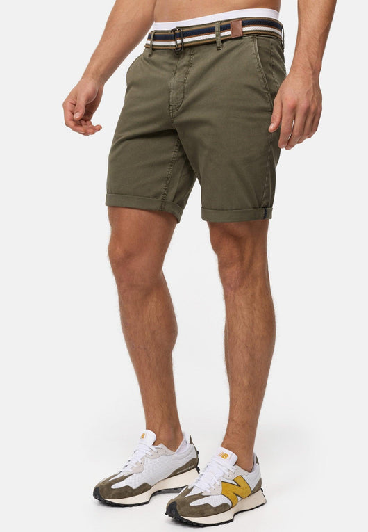 Indicode Herren INCunning Chino Shorts mit 4 Taschen inkl. Gürtel aus 98% Baumwolle